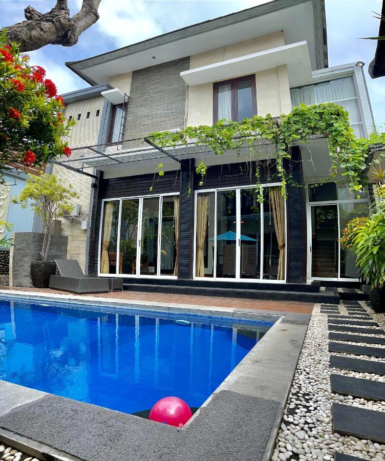 The Nakula Villas Kuta  Exterior photo