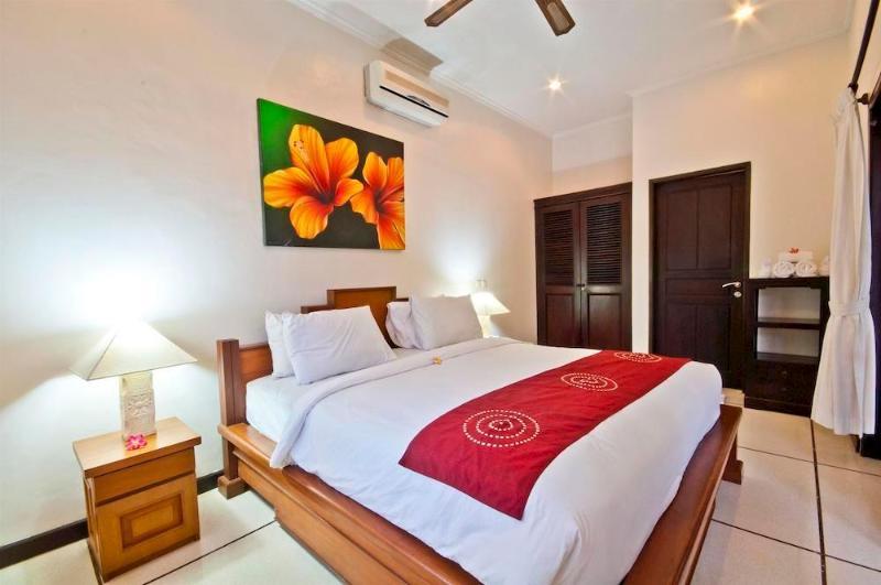 The Nakula Villas Kuta  Exterior photo